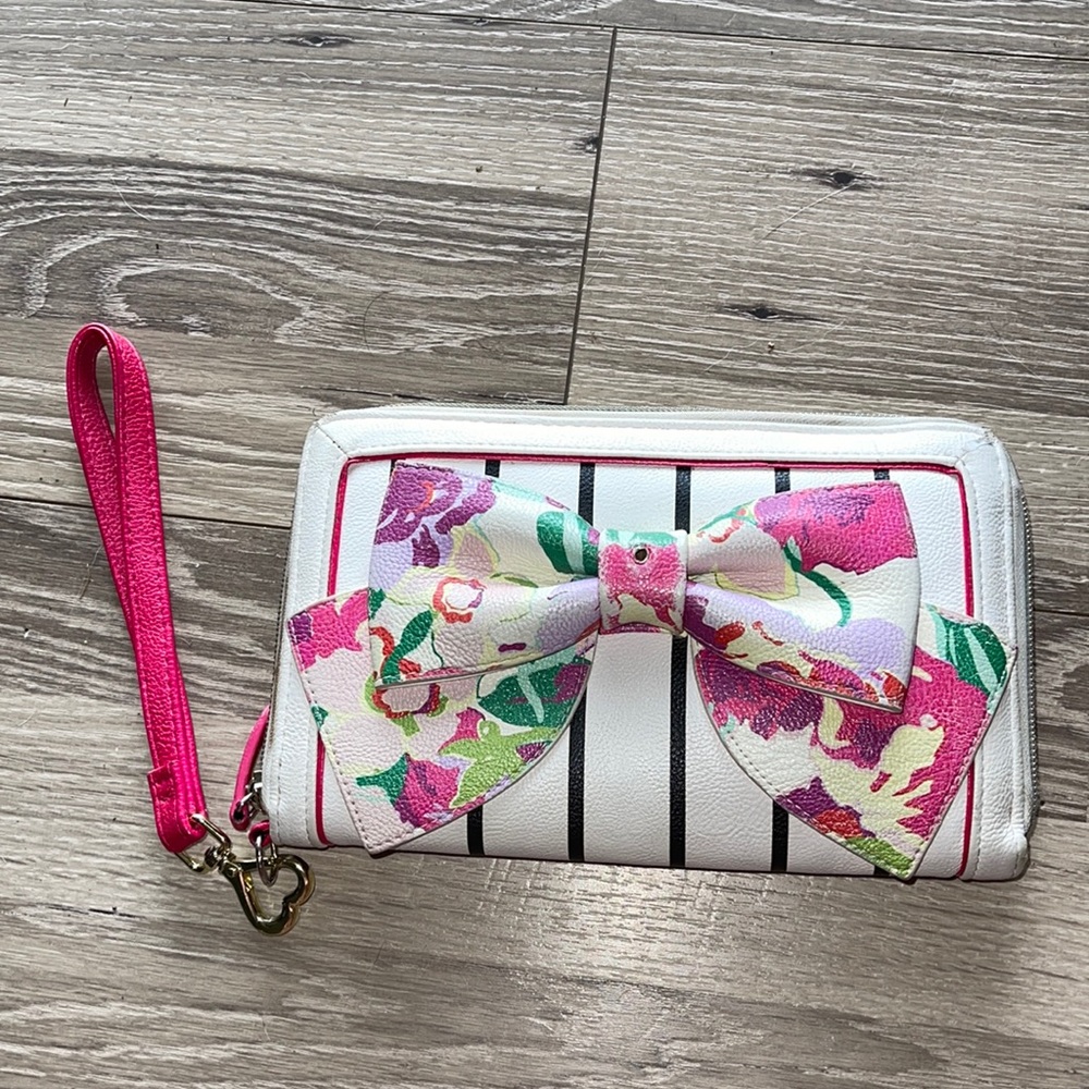 Betsey Johnson floral striped wristlet